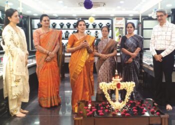 ಜಿ.ಎಲ್. ಆಚಾರ್ಯ ಜ್ಯುವೆಲ್ಲರ್ಸ್‌ನಲ್ಲಿ ವಜ್ರಾಭರಣಗಳ ಪ್ರದರ್ಶನ, ಮಾರಾಟ ‘ಗ್ಲೋ ಫೆಸ್ಟ್’ಗೆ ಚಾಲನೆ..!!