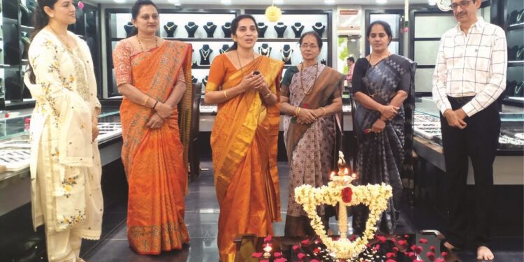 ಜಿ.ಎಲ್. ಆಚಾರ್ಯ ಜ್ಯುವೆಲ್ಲರ್ಸ್‌ನಲ್ಲಿ ವಜ್ರಾಭರಣಗಳ ಪ್ರದರ್ಶನ, ಮಾರಾಟ ‘ಗ್ಲೋ ಫೆಸ್ಟ್’ಗೆ ಚಾಲನೆ..!!