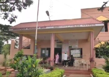 ಮ್ಯಾಟ್ರಿಮೋನಿಯಲ್ಲಿ ಪರಿಚಯ, ಮದುವೆಯಾಗುವುದಾಗಿ ನಂಬಿಸಿ ಮಹಿಳಾ ಕಾನ್ಸ್​ಟೇಬಲ್​ಗೆ 18 ಲಕ್ಷ ರೂ. ವಂಚನೆ…!!!!