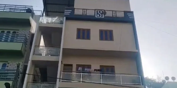 ಬೆಂಗಳೂರು: ವೇಶ್ಯಾವಾಟಿಕೆ ಅಡ್ಡೆಗಳ ಮೇಲೆ ಸಿಸಿಬಿ ಪೊಲೀಸರ ದಾಳಿ, ನಾಲ್ವರ ಬಂಧನ