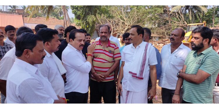 ಪುತ್ತೂರು ಶ್ರೀ ಮಹಾಲಿಂಗೇಶ್ವರ ದೇವಾಲಯವನ್ನು ಮಾದರಿ ಕ್ಷೇತ್ರವಾಗಿಸಲು ಯೋಜನೆ – ಶಾಸಕ ಅಶೋಕ್ ರೈ