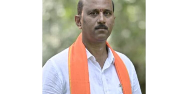 ಅಶೋಕ್ ರೈ ಯಂತೆ ಗೆಲ್ಲಿನಿಂದ ಗೆಲ್ಲಿಗೆ ಹಾರುವ ರಾಜಕಾರಣಿ ನಾನಲ್ಲ : ಅವರಿಗೆ ಕಾಂಗ್ರೆಸ್ ನಲ್ಲಿ ಭವಿಷ್ಯವಿಲ್ಲ ಅಂತ ಏನೇನೋ ಮಾತಾಡ್ತಿದಾರೆ- ದಯಾನಂದ್ ಶೆಟ್ಟಿ ಉಜಿರೆಮಾರ್