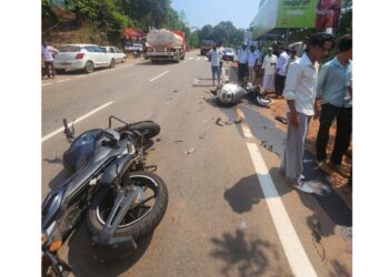 ಪುತ್ತೂರು: ಬೈಕ್ – ಆಕ್ಟಿವಾ ನಡುವೆ ಡಿಕ್ಕಿ: ಇಬ್ಬರು ಆಸ್ಪತ್ರೆಗೆ ದಾಖಲು..!!