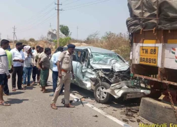 ಲಾರಿ, ಇನೊವಾ ಕಾರು ನಡುವೆ ಭೀಕರ ಅಪಘಾತ: ಐವರು ದುರ್ಮರಣ..!!