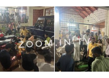 ವೈದ್ಯಾಧಿಕಾರಿ ಮೇಲೆ ಹಲ್ಲೆ ಪ್ರಕರಣ: ಆರೋಪಿಯನ್ನು ಬಂಧಿಸುವಂತೆ ಠಾಣೆಯ ಮುಂದೆ ಪ್ರತಿಭಟನೆ…!!!!!