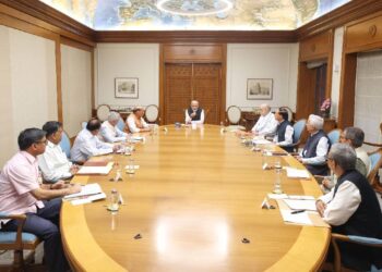 ಪಾಕ್​ಗೆ ಭಾರತ ತಿರುಗೇಟು; ಪಾಕಿಸ್ತಾನಿಯರಿಗೆ ಪ್ರವೇಶ ನಿಷೇಧ, ಸಿಂಧೂ ಜಲ ಒಪ್ಪಂದ ರದ್ದು!