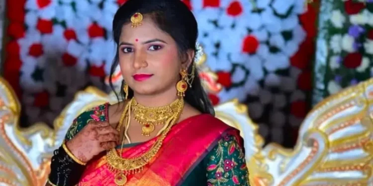 ವರದಕ್ಷಿಣೆ ಕಿರುಕುಳ; ನನ್ನ ಗಂಡ ಒಳ್ಳೆಯವನು ಅಂತ ಡೆತ್‌ನೋಟ್ ಬರೆದಿಟ್ಟು ಮಹಿಳೆ ಆತ್ಮಹತ್ಯೆ..!!