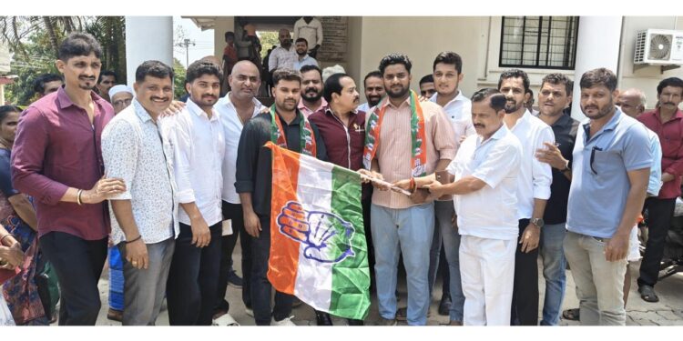 ಪುತ್ತೂರು : ಎಸ್ ಡಿ ಪಿ ಐ ಕಾರ್ಯಕರ್ತರು ಕಾಂಗ್ರೆಸ್ ಸೇರ್ಪಡೆ..!!!