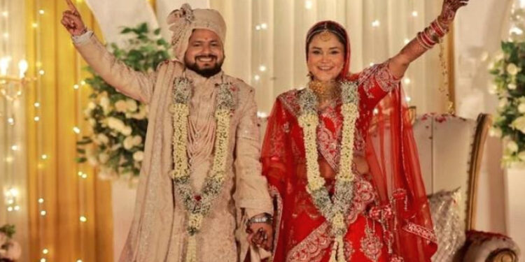 ಹೆಸರು ಹೇಳ್ತಿದ್ದಂತೆಯೇ ಪತಿಯ ಹಣೆಗೆ ಗುಂಡಿಟ್ಟರು.. 2 ತಿಂಗಳ ಹಿಂದೆ ಮದ್ವೆಯಾಗಿದ್ದ ನವವಧು ಕಣ್ಣೀರು..!!