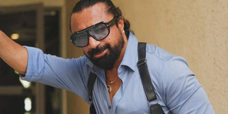 `ಹೌಸ್‌ ಅರೆಸ್ಟ್‌’ ಶೋನಲ್ಲಿ ಸೆಕ್ಸ್‌ ಪೊಸಿಷನ್‌ಗೆ ಒತ್ತಾಯ – ನಟ ಅಜಾಜ್ ಖಾನ್‌ಗೆ ಸಮನ್ಸ್