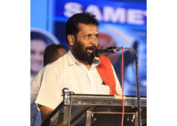 SDPI ಮಾತು ಕೇಳಿ ಸಂಘಪರಿವಾರದ ಪ್ರಮುಖರನ್ನು ಪೊಲೀಸ್ ಇಲಾಖೆಯ ಮೂಲಕ ಟಾರ್ಗೆಟ್ ಮಾಡಿಸುತ್ತಿರುವ ಕಾಂಗ್ರೆಸ್ ಸರ್ಕಾರದ ನಡೆ ಖಂಡನೀಯ..!!! – ಅರುಣ್ ಕುಮಾರ್ ಪುತ್ತಿಲ