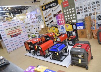 ಗ್ರಾಹಕರ ಸ್ಪಂದನೆಗೆ ಪೂರಕವಾಗಿ ಜನರೇಟರ್ ಮಾಹಿತಿ, ಪ್ರದರ್ಶನ, ಮಾರಾಟ ದಿನ ವಿಸ್ತರಣೆ | ಇಎಂಐ ಸೌಲಭ್ಯದೊಂದಿಗೆ ಆಗಸ್ಟ್ 15ರವರೆಗೆ ಪಶುಪತಿ ಲೈಟ್ಸ್, ಫ್ಯಾನ್ಸ್, ಎಲೆಕ್ಟ್ರಿಕಲ್ಸ್’ನಲ್ಲಿ ಜನರೇಟರ್ ಮೇಳ..!!