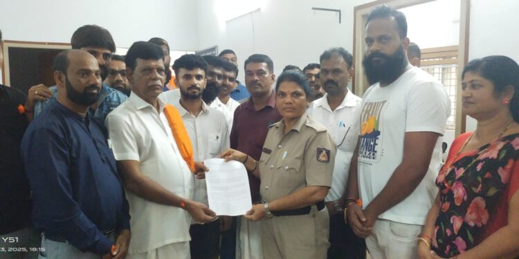 ಧರ್ಮಸ್ಥಳ : AI ಆಧಾರಿತ ಸುಳ್ಳು ವಿಡಿಯೋ ಮಾಡಿದ ಆರೋಪ: ಉಪ್ಪಿನಂಗಡಿ ಠಾಣೆಗೆ ದೂರು..!!