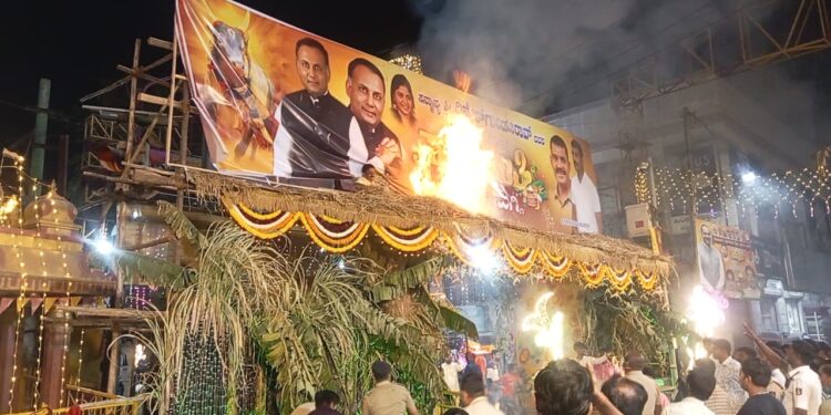 ಸಚಿವ ದಿನೇಶ್‌ ಗುಂಡೂರಾವ್‌ ಕಾರ್ಯಕ್ರಮದ ವೇಳೆ ಅಗ್ನಿ ಅವಘಡ..!!