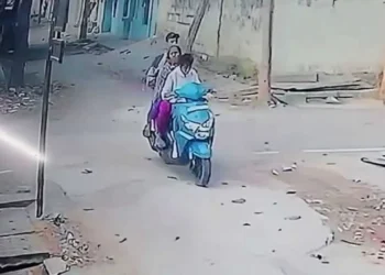 ಹುಡುಗರ ಡ್ರೆಸ್‌ ಧರಿಸಿ ಕಳ್ಳತನ : ಇಬ್ಬರು ಹುಡುಗಿಯರು ಅರೆಸ್ಟ್‌..!!