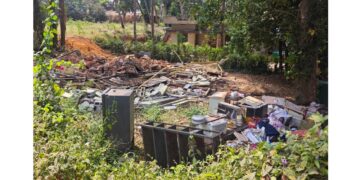 ಪುತ್ತೂರು: ದೇವಸ್ಥಾನದ ಜಾಗದಲ್ಲಿದ್ದ ಮನೆ ಹಾಡಹಗಲೇ ಧ್ವಂಸ..!!