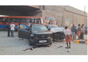 ಮಾಣಿ ಜಂಕ್ಷನ್‌ನಲ್ಲಿ ಕಾರುಗಳ ಡಿಕ್ಕಿ: ಚಾಲಕರು ಪವಾಡಸದೃಶ್ಯ ಪಾರು..!!