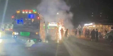 ಹೆಜಮಾಡಿ ಟೋಲ್ ಬಳಿ ಮದ್ಯದ ನಶೆಯಲ್ಲಿ ಕೇರಳ ವಿದ್ಯಾರ್ಥಿಗಳ ಹುಚ್ಚಾಟ: ವಿಡಿಯೋ ವೈರಲ್​..!!