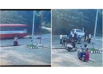 ಬಸ್‌ನಿಂದ ಬಿದ್ದ ಇಬ್ಬರು ವಿದ್ಯಾರ್ಥಿನಿಯರಿಗೆ ಗಂಭೀರ ಗಾಯ..!!