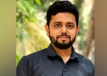 ನದಿಗೆ ಹಾರಿ ಶಿಕ್ಷಕ ಆತ್ಮಹತ್ಯೆ..!!