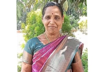 ಪುತ್ತೂರು: ಕುಣಿತ ಭಜನೆ ಮಾಡುತ್ತಿದ ವೇಳೆ ಕುಸಿದು ಬಿದ್ದು ಸಾವನ್ನಪ್ಪಿದ ಮಹಿಳೆ..!