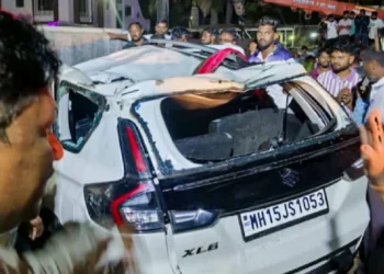 ಶಾರ್ಟ್​ಕಟ್​ನಲ್ಲಿ ಹೋಗಿ ಕಾರು ಬಾವಿಗೆ ಬಿದ್ದು 9 ಮಂದಿ ಸಾವು..!!