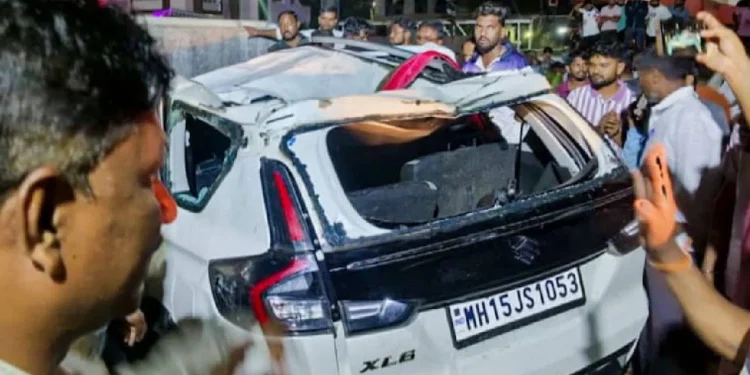 ಶಾರ್ಟ್ಕಟ್ನಲ್ಲಿ ಹೋಗಿ ಕಾರು ಬಾವಿಗೆ ಬಿದ್ದು 9 ಮಂದಿ ಸಾವು..!!