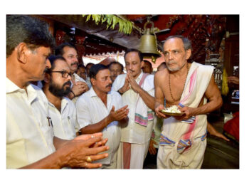 ಪುತ್ತೂರು ಶಾಸಕ ಅಶೋಕ್ ರೈ ಅವರಿಗೆ ಸಚಿವ ಸ್ಥಾನ ಸಿಗಲೆಂದು ಶ್ರೀ ಮಹಾಲಿಂಗೇಶ್ವರ ದೇವಳದಲ್ಲಿ ವಿಶೇಷ ಪೂಜೆ..!!