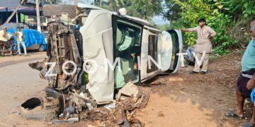 ವಿಟ್ಲ: ನಿಲ್ಲಿಸಿದ್ದ ಟ್ರಾಕ್ಟರ್ ಗೆ ಡಿಕ್ಕಿ ಹೊಡೆದು ಕಾರು ಪಲ್ಟಿ..!!