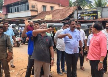 ಪುತ್ತೂರು– ಉಪ್ಪಿನಂಗಡಿ ಚತುಷ್ಪಥಕ್ಕೆ ವೇಗ: ಬೊಳುವಾರಿನಲ್ಲಿ ಕಟ್ಟಡ ತೆರವು : ಅಭಿವೃದ್ಧಿ ಆದರೆ ಓಟು ಕೊಡಿ – ಶಾಸಕ ಅಶೋಕ್ ಕುಮಾರ್ ರೈ