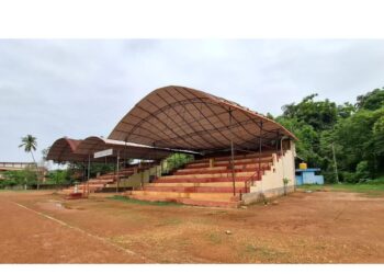 ಪುತ್ತೂರು: ಕೊಂಬೆಟ್ಟು ತಾ. ಕ್ರೀಡಾಂಗಣದ ಮೇಲ್ಛಾವಣಿಗೆ ಹಾನಿ…!!!