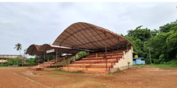 ಪುತ್ತೂರು: ಕೊಂಬೆಟ್ಟು ತಾ. ಕ್ರೀಡಾಂಗಣದ ಮೇಲ್ಛಾವಣಿಗೆ ಹಾನಿ…!!!
