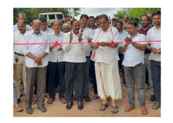 ಅರ್ಭಿ – ದೆಂಬುಡೆ ರಸ್ತೆ ಕಾಂಕ್ರೀಟೀಕರಣ ಕಾಮಗಾರಿಗೆ ಚಾಲನೆ..!!