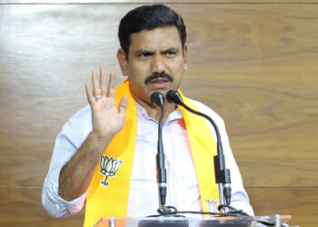 ಆಣೆ – ಪ್ರಮಾಣಕ್ಕೆ ಬ್ರೇಕ್ ಬೆನ್ನಲ್ಲೇ ಧರ್ಮಸ್ಥಳಕ್ಕೆ ವಿಜಯೇಂದ್ರ..!!
