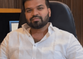 ಕಬಕ ಹೊಟೇಲ್ ನಲ್ಲಿ ಪೊಲೀಸರೊಂದಿಗೆ ವಾಗ್ವಾದ ಮಾಡಿದಲ್ಲ ವಿನಯಪೂರ್ವಕವಾಗಿ ನ್ಯಾಯ ಕೇಳಿದ್ದು – ಉಜ್ವಲ್ ಪ್ರಭು..!!