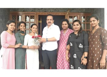 ಇಎಸ್ಐ ಆಸ್ಪತ್ರೆ ಸಿಬ್ಬಂದಿಗಳ ಮನವಿಗೆ ಸ್ಪಂದನೆ: ವಜಾಗೊಂಡ 9 ಮಹಿಳಾ ಸಿಬ್ಬಂದಿಗಳ ಮರುನೇಮಕ: ಶಾಸಕ ಅಶೋಕ್ ರೈಗೆ ಕೃತಜ್ಞತೆ ಸಲ್ಲಿಕೆ..!!