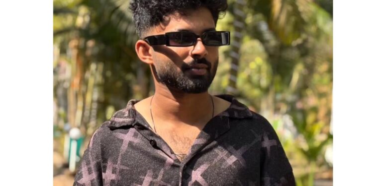 ಎಕ್ಕೂರು ರೈಲ್ವೆ ಮೇಲ್ಸೇತುವೆಯಲ್ಲಿ ಲಾರಿಗೆ ಬೈಕ್ ಡಿಕ್ಕಿ; ಯುವಕ ಸಾವು..!!