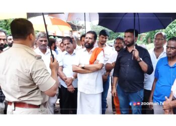 ಪುತ್ತೂರು: ರಸ್ತೆ ತಡೆ ಪ್ರತಿಭಟನೆ: ಅರುಣ್ ಕುಮಾರ್ ಪುತ್ತಿಲ ಸಹಿತ ಪ್ರಕರಣ ದಾಖಲು..!!