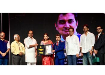 ಧನ್ವಂತರಿ ಕ್ಲಿನಿಕಲ್ ಲ್ಯಾಬೋರೇಟರಿಯ ಎಂ.ಡಿ ಚೇತನ್ಪ್ರಕಾಶ್ ಕಜೆ ಅವರಿಗೆ ಕನ್ನಡಪ್ರಭ, ಏಷ್ಯಾನೆಟ್ ಸುವರ್ಣ ನ್ಯೂಸ್ 2026ರ ‘ಹೆಲ್ತ್ ಕೇರ್ ಎಕ್ಸಲೆನ್ಸ್ ಪ್ರಶಸ್ತಿ’ ಪ್ರದಾನ..!