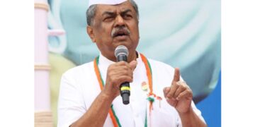 ಜೈಲಿಗೆ ಹಾಕಿ, ನೇಣು ಹಾಕಿದ್ರೂ ನಾವು ‘ವಂದೇ ಮಾತರಂ’ ಗೀತೆಯನ್ನ ಎರಡೇ ಪ್ಯಾರಾ ಹಾಡೋದು: ಬಿ.ಕೆ.ಹರಿಪ್ರಸಾದ್‌