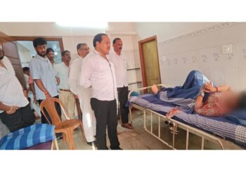 ದರ್ಬೆ ಅಹಿತಕರ ಘಟನೆ: ಗಾಯಾಳುವನ್ನು ಭೇಟಿ ಮಾಡಿ ಆರೋಗ್ಯ ವಿಚಾರಿಸಿದ ಶಾಸಕ ಅಶೋಕ್ ರೈ..!