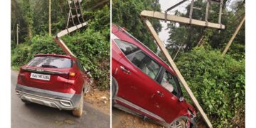 ವಿದ್ಯುತ್ ಕಂಬಕ್ಕೆ ಕಾರು ಡಿಕ್ಕಿ..!