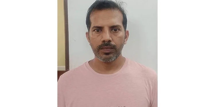 ಪುತ್ತೂರು: ನ್ಯಾಯಾಲಯಕ್ಕೆ ಹಾಜರಾಗದೆ ತಲೆಮರಿಸಿಕೊಂಡಿದ್ದ ಆರೋಪಿ ಬಂಧನ..!