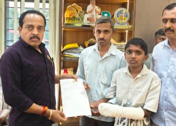 ಅಕಸ್ಮಿಕವಾಗಿ ಸಿಡಿದ ಪಟಾಕಿ: ಗಾಯಗೊಂಡಿದ್ದ ಬಾಲಕನಿಗೆ ಒಂದು ಲಕ್ಷ ರೂ ಸಿಎಂ ಪರಿಹಾರ: ಶಾಸಕ ಅಶೋಕ್ ರೈ